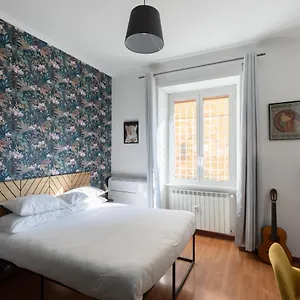 Apartament Domus Vaticana, Rzym